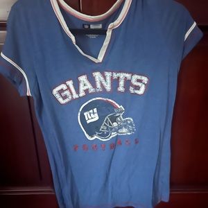 Giants game day v neck